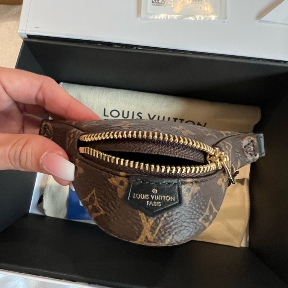 Louis Vuitton Handbags - Louis Vuitton Party Bumbag Bracelet